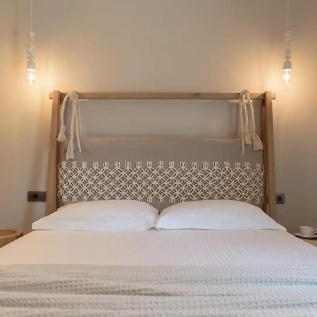 Tavronitis Artemis Seafront Villa, An Evanescence Sea Retreat, By Thinkvilla מראה חיצוני תמונה