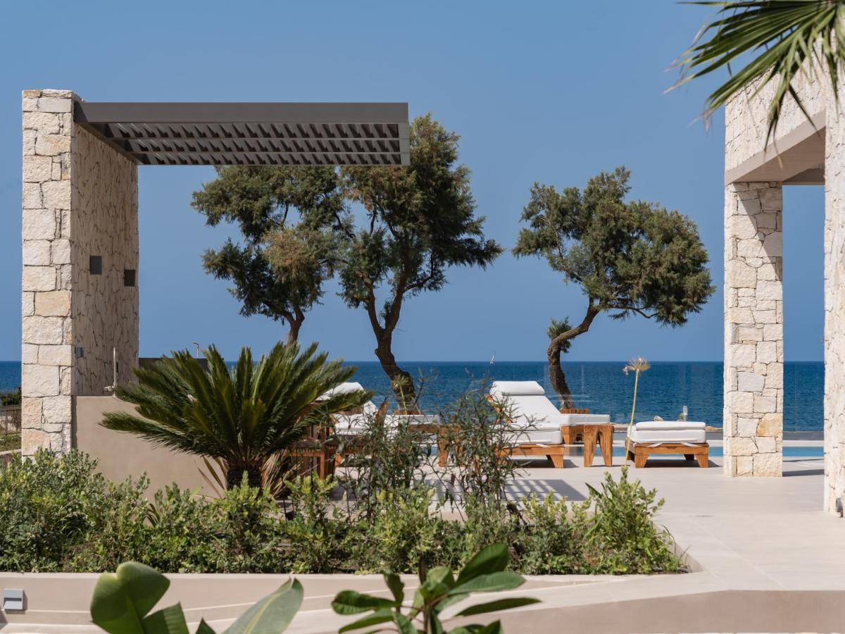 Tavronitis Artemis Seafront Villa, An Evanescence Sea Retreat, By Thinkvilla מראה חיצוני תמונה