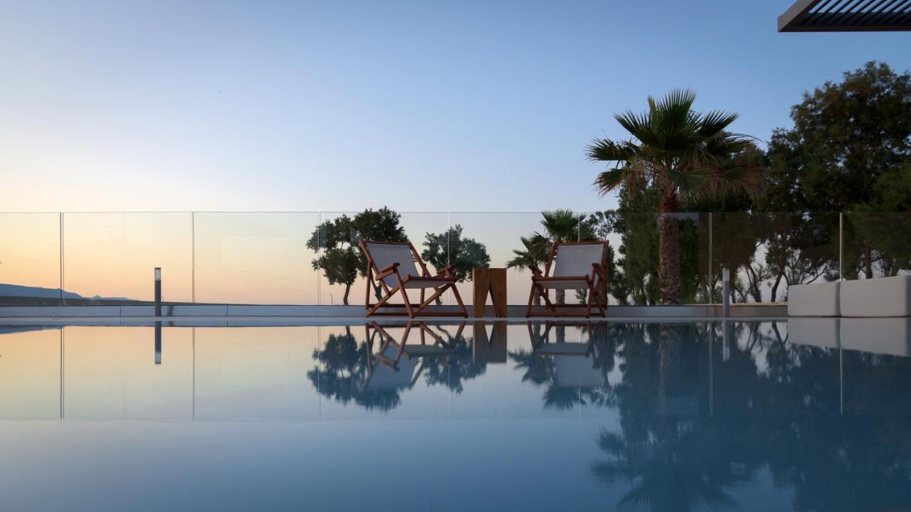 Tavronitis Artemis Seafront Villa, An Evanescence Sea Retreat, By Thinkvilla מראה חיצוני תמונה