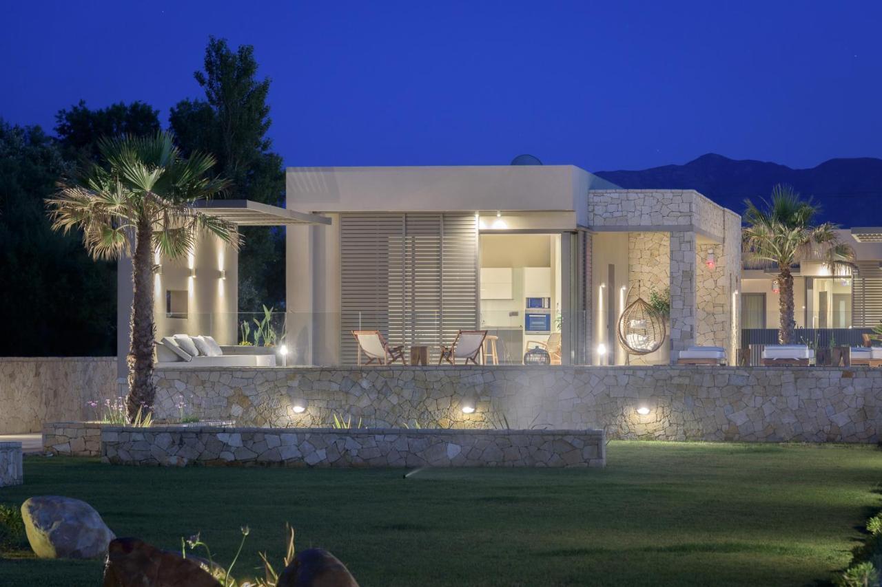 Tavronitis Artemis Seafront Villa, An Evanescence Sea Retreat, By Thinkvilla מראה חיצוני תמונה